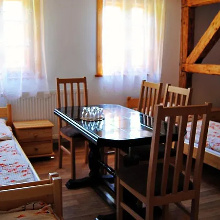 Sudecka Фермерский дом *